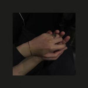 关婷娜三级露全乳
